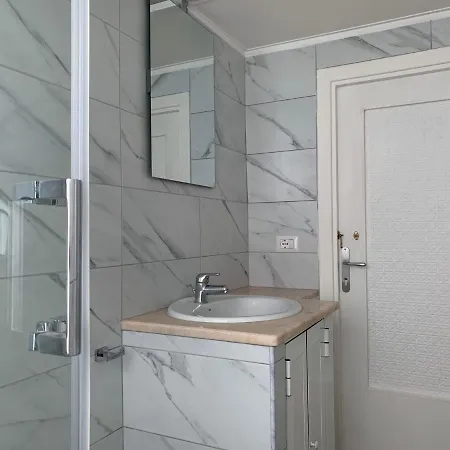 Nox Romana - Policlinico Gemelli - Threeroom With Balcony Roma